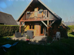 Chalet avec piscine chauffée, tennis et jardin clos, à 1700m de la plage de Cabourg - FR-1-465-22